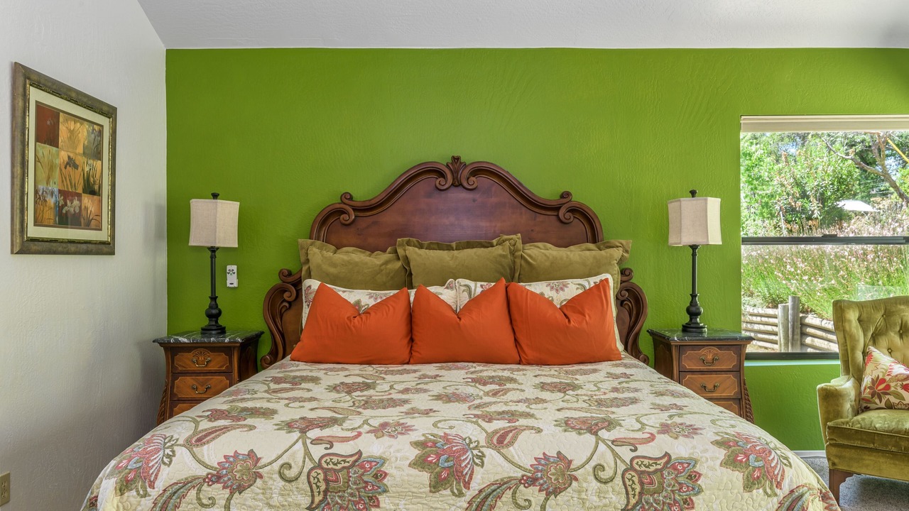 Photo of Bedroom in Oakhurst