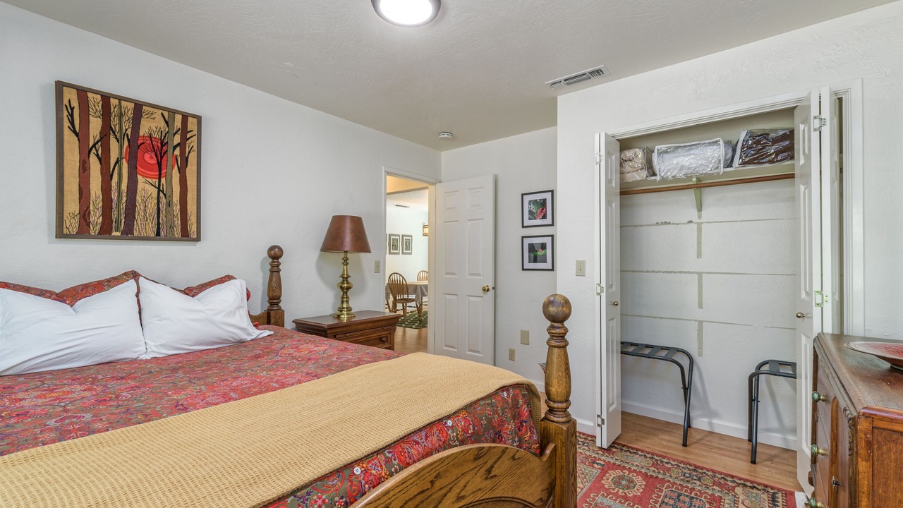 Photo of Bedroom in Oakhurst