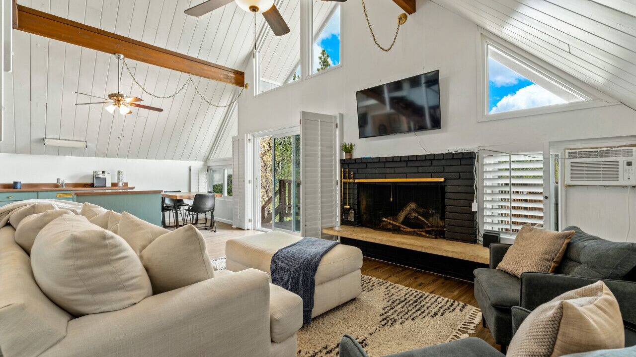 Photo of Livingroom in North Fork