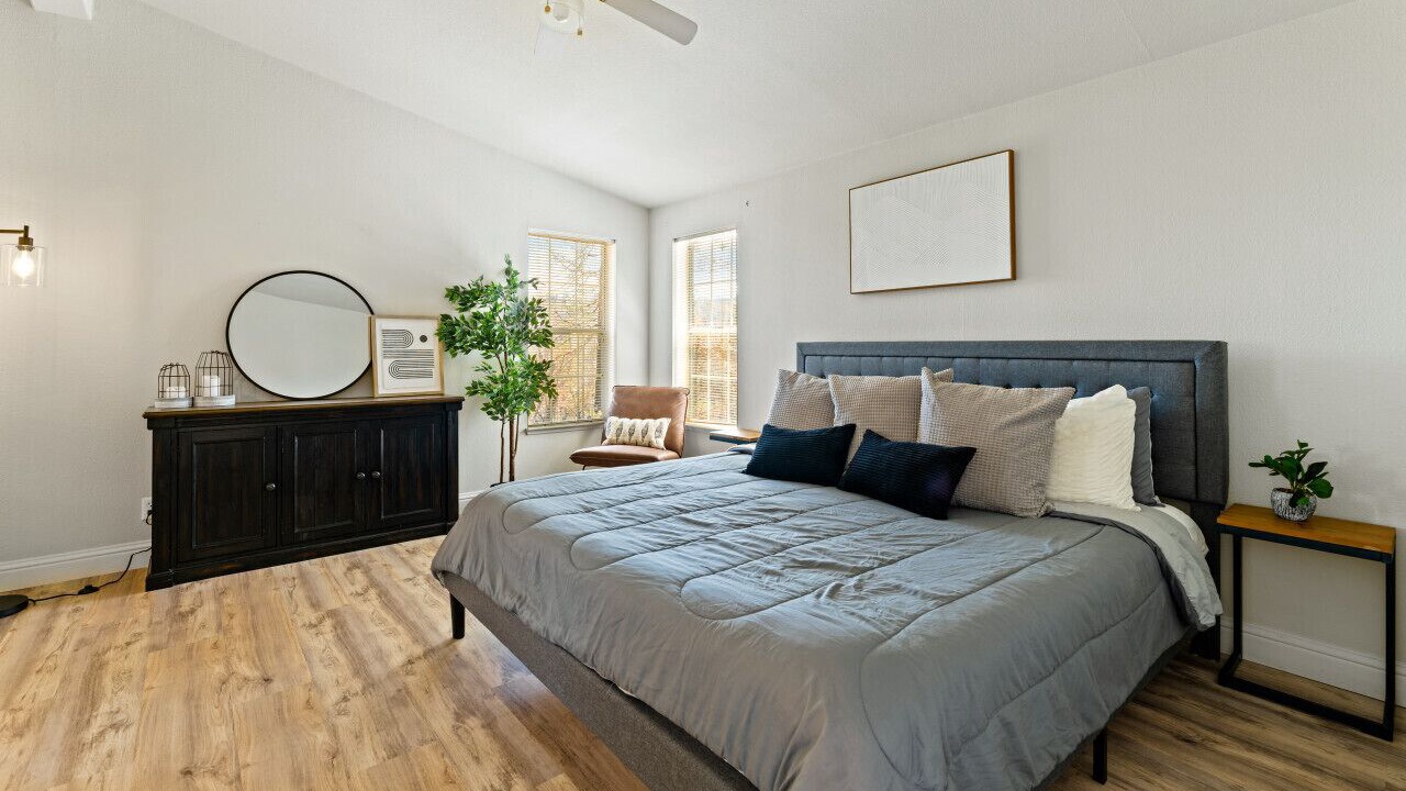Photo of Bedroom in North Fork