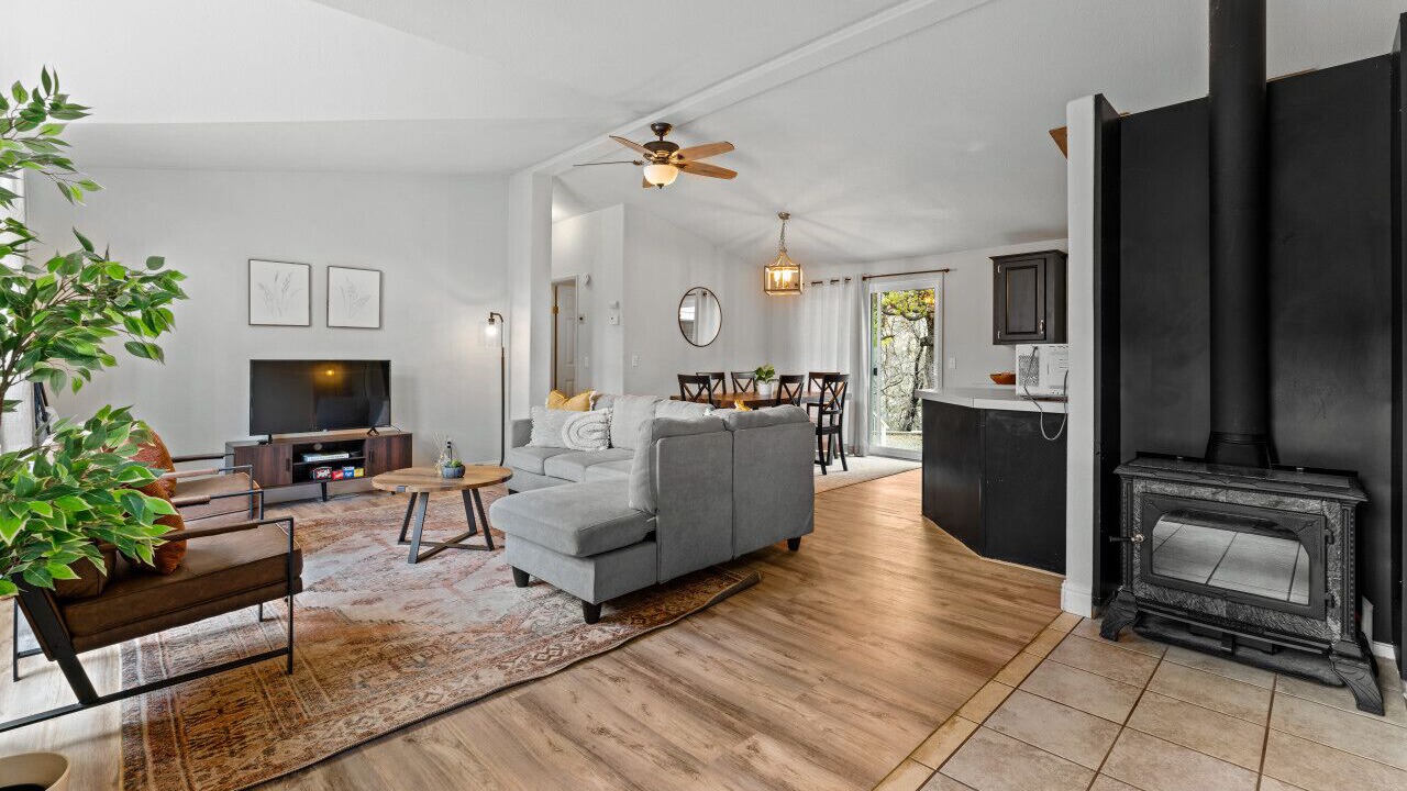 Photo of Livingroom in North Fork