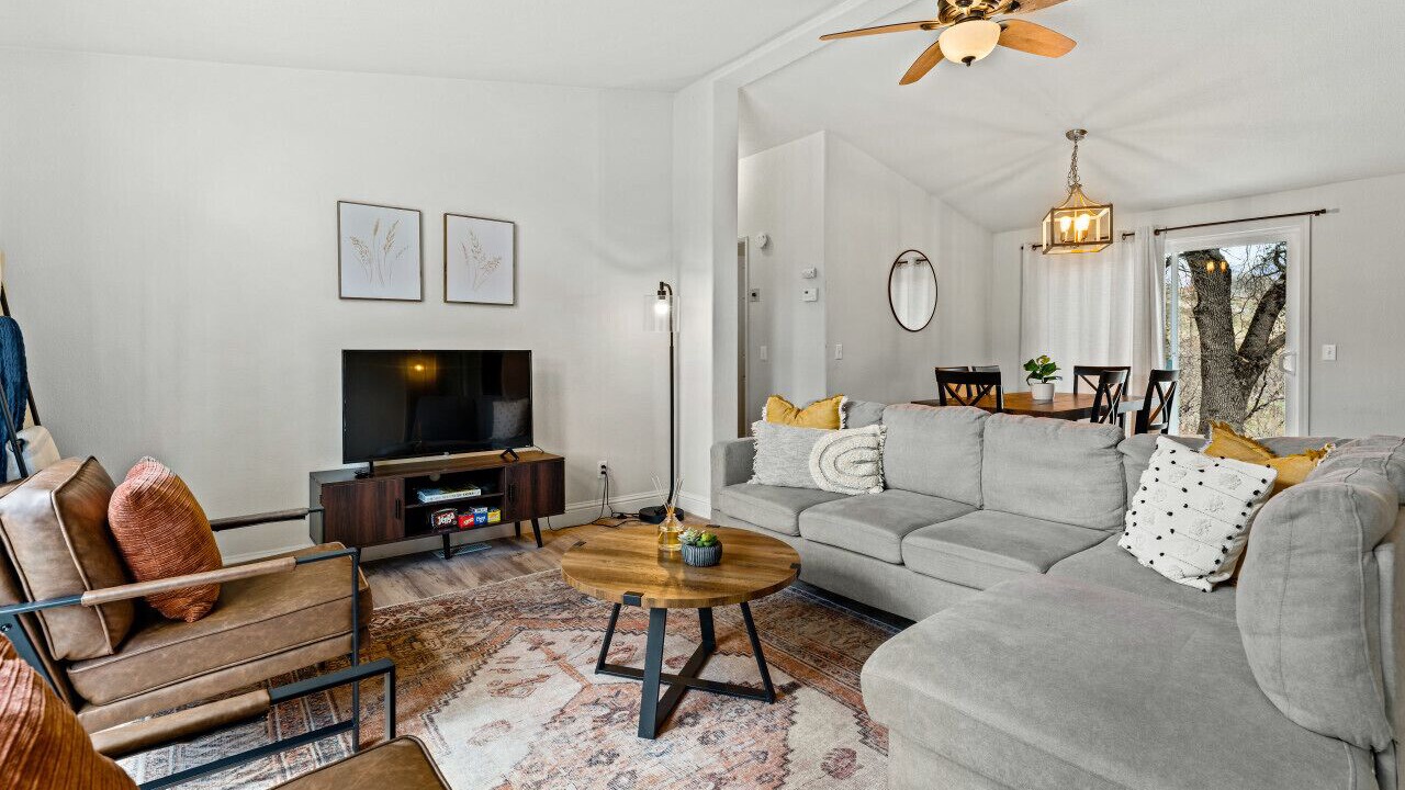 Photo of Livingroom in North Fork
