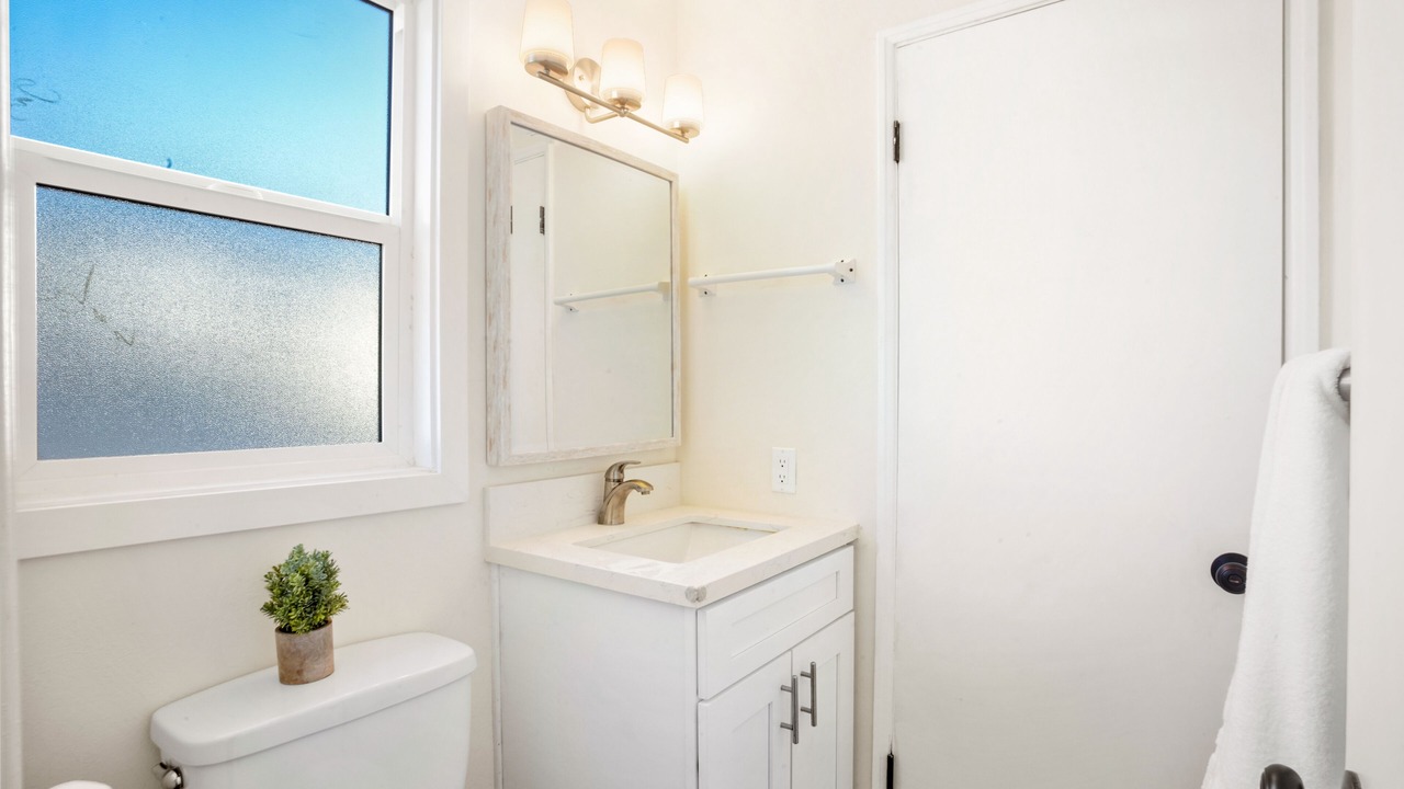 Photo of Bathroom in Los Angeles