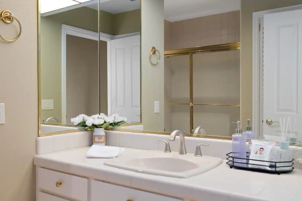 Photo of Bathroom in Cowan Heights