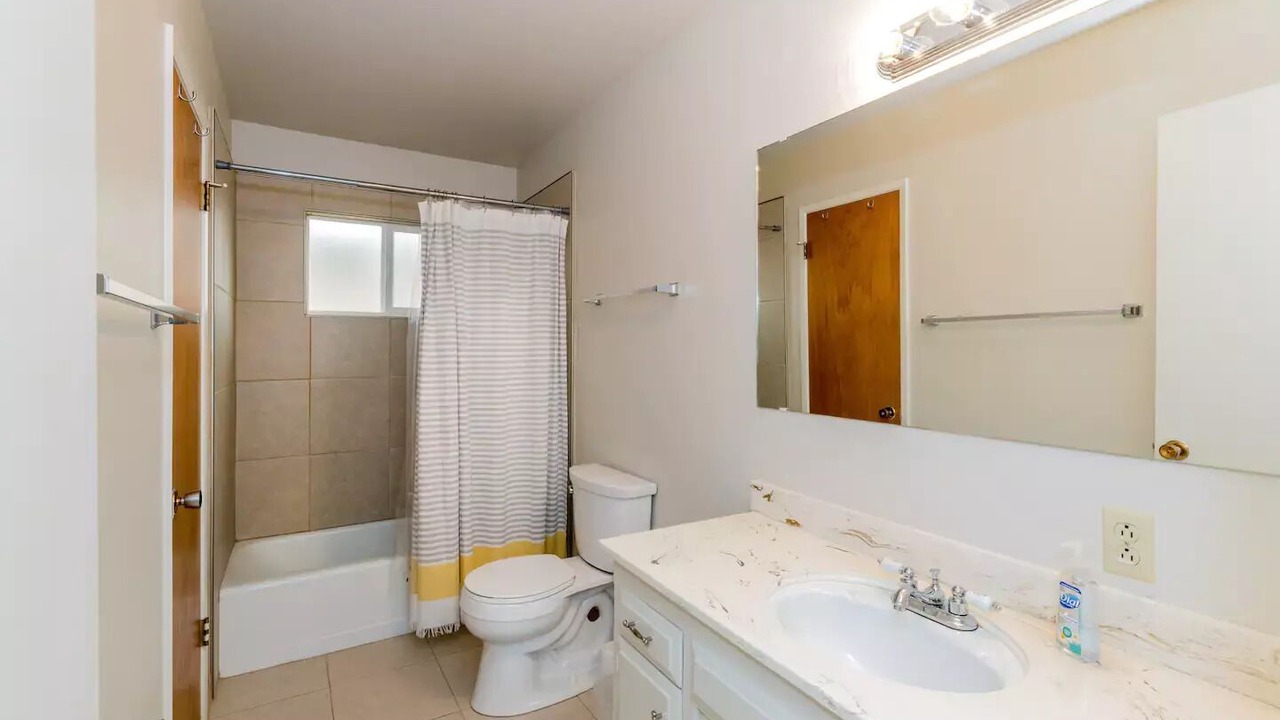 Photo of Bathroom in Roosevelt