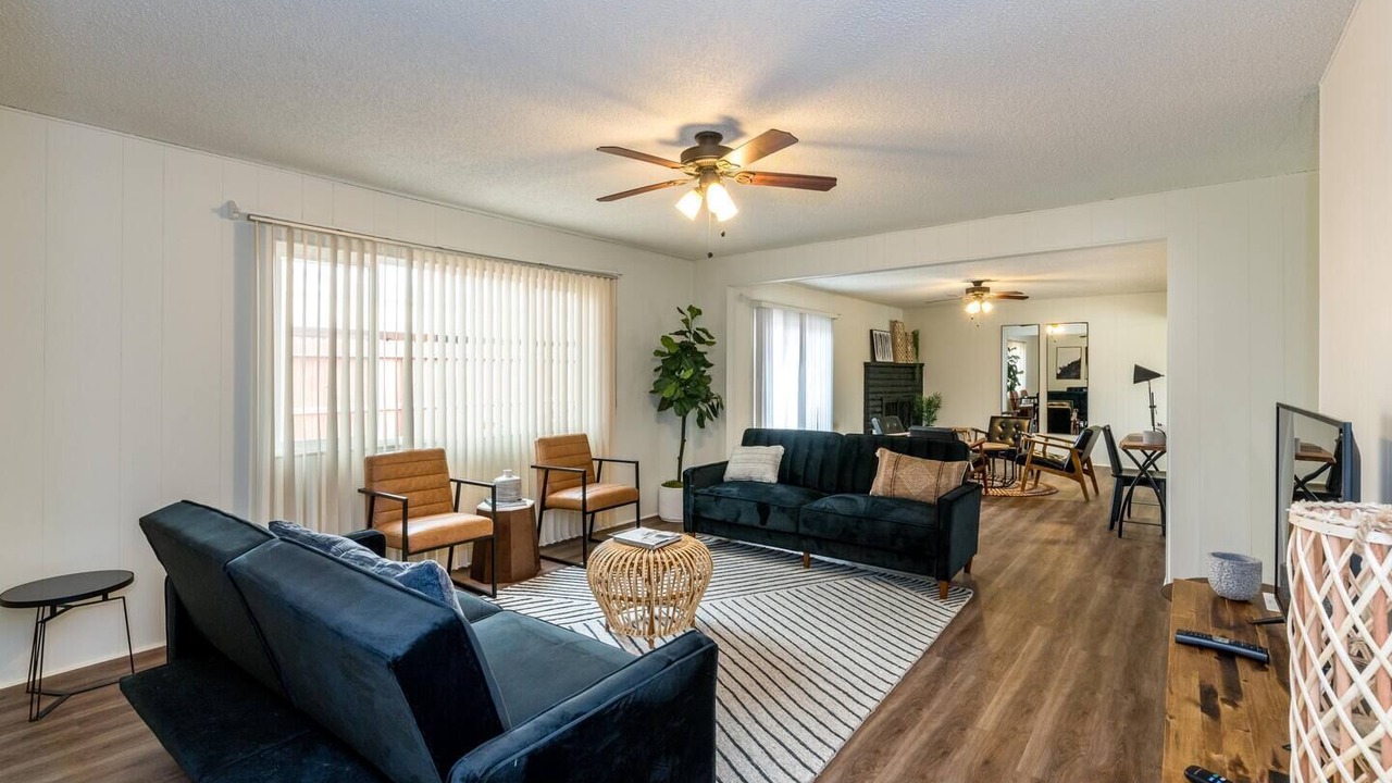 Photo of Livingroom in Roosevelt