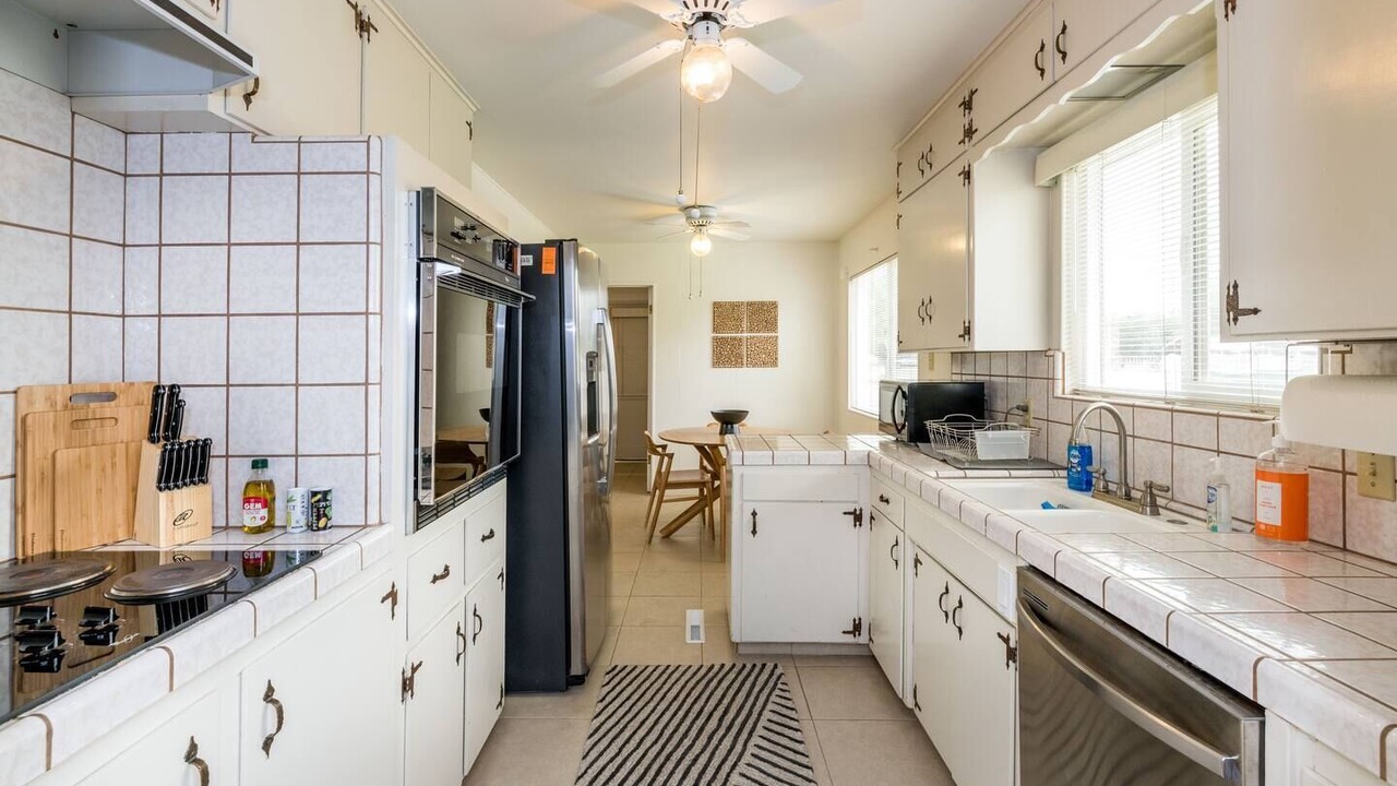 Photo of Kitchen in Roosevelt