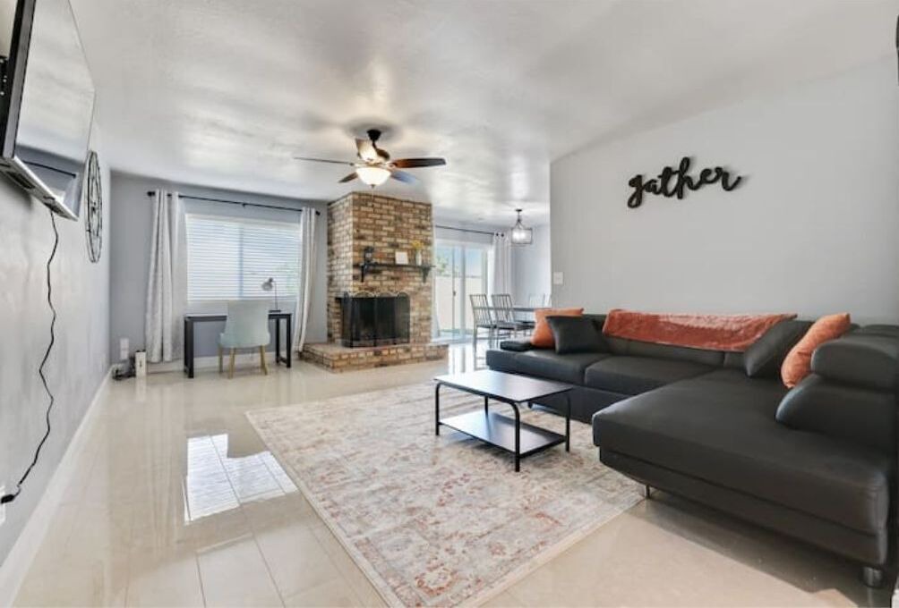 Photo of Livingroom in Visalia