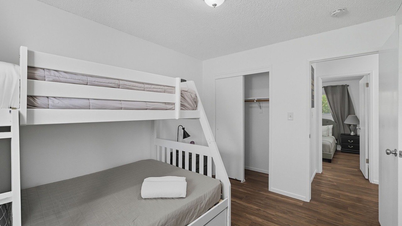 Photo of Bedroom in Tulare