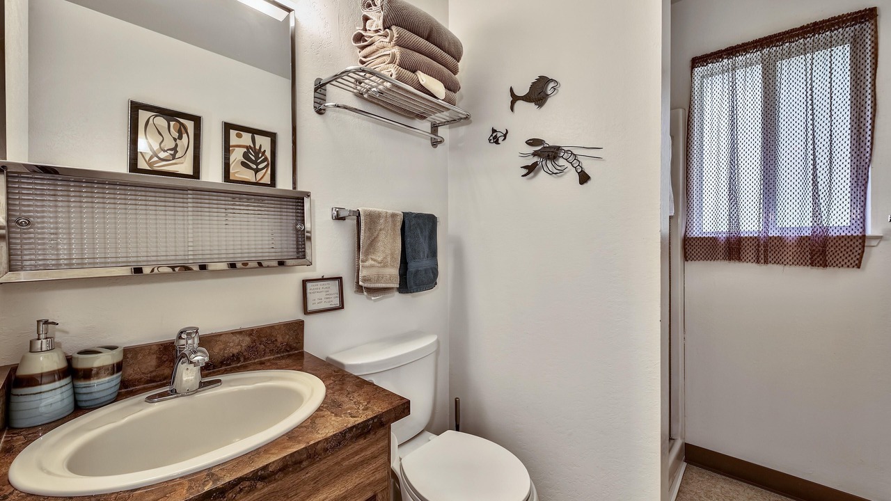 Photo of Bathroom in Pioneer Trail