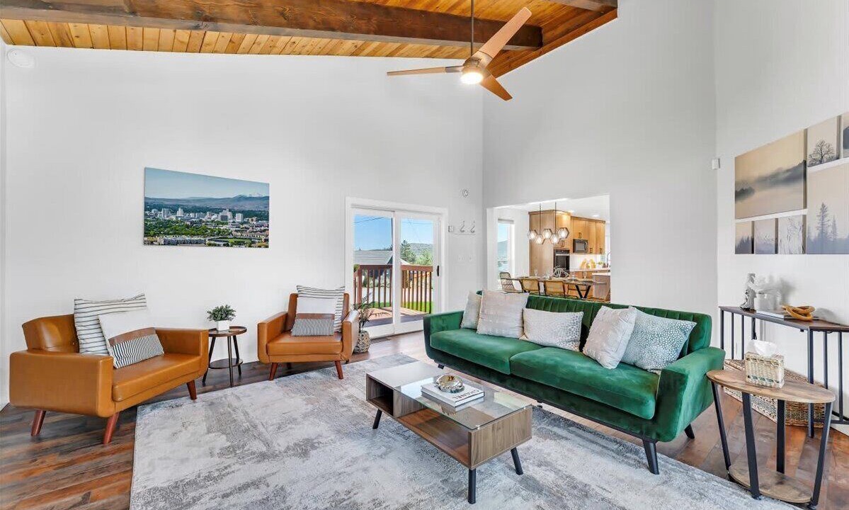 Photo of Livingroom in Reno