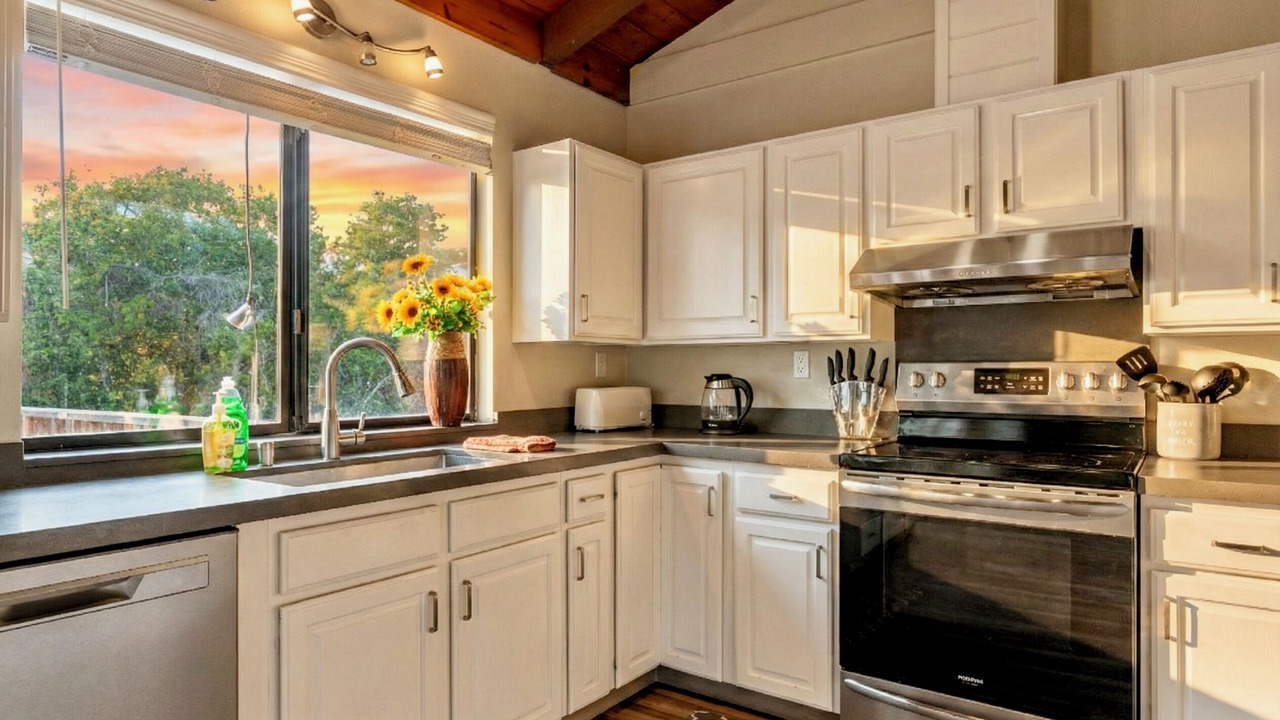 Photo of Kitchen in Moss Beach