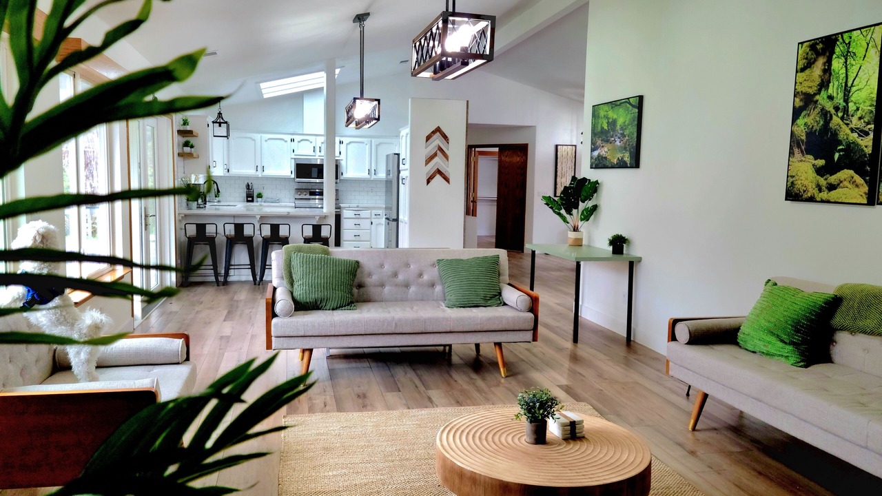 Photo of Bedroom in Three Rivers