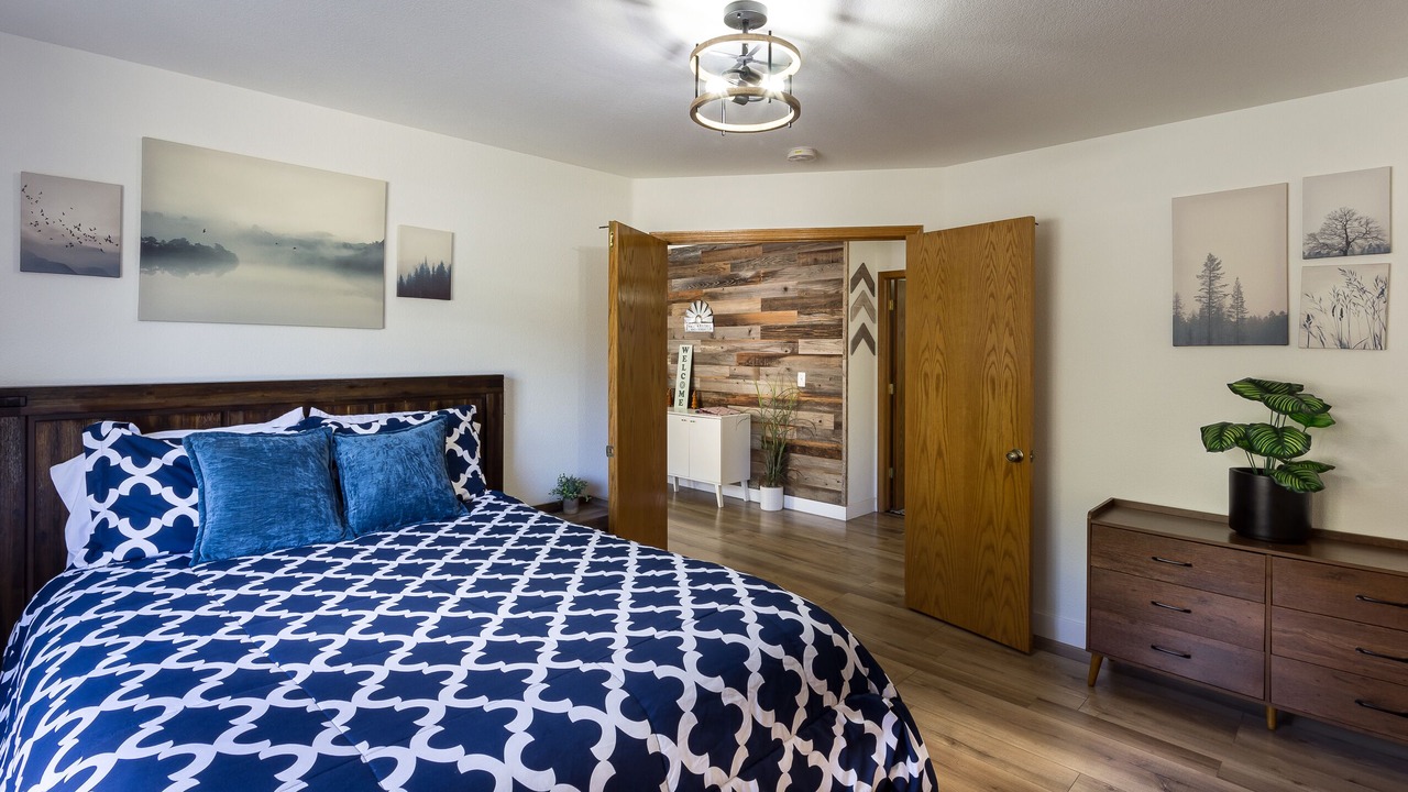 Photo of Bedroom in Three Rivers