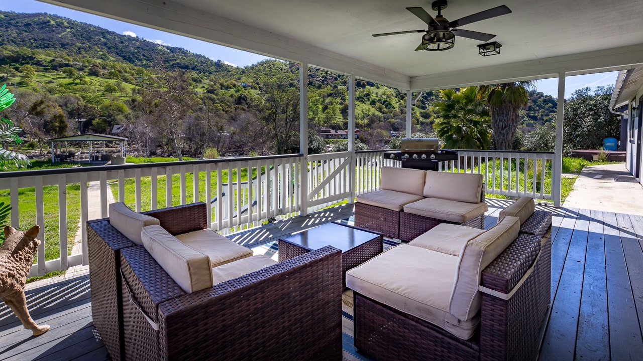 Photo of Patio Balcony in Three Rivers