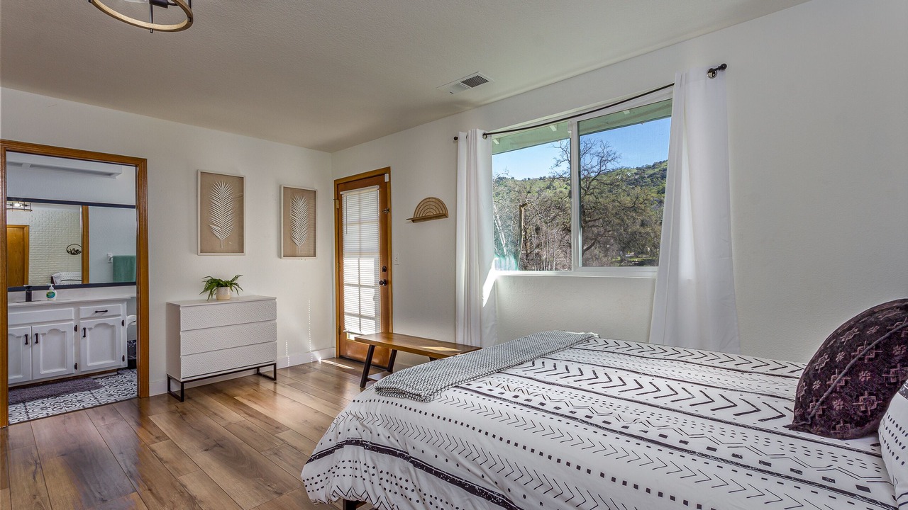 Photo of Bedroom in Three Rivers