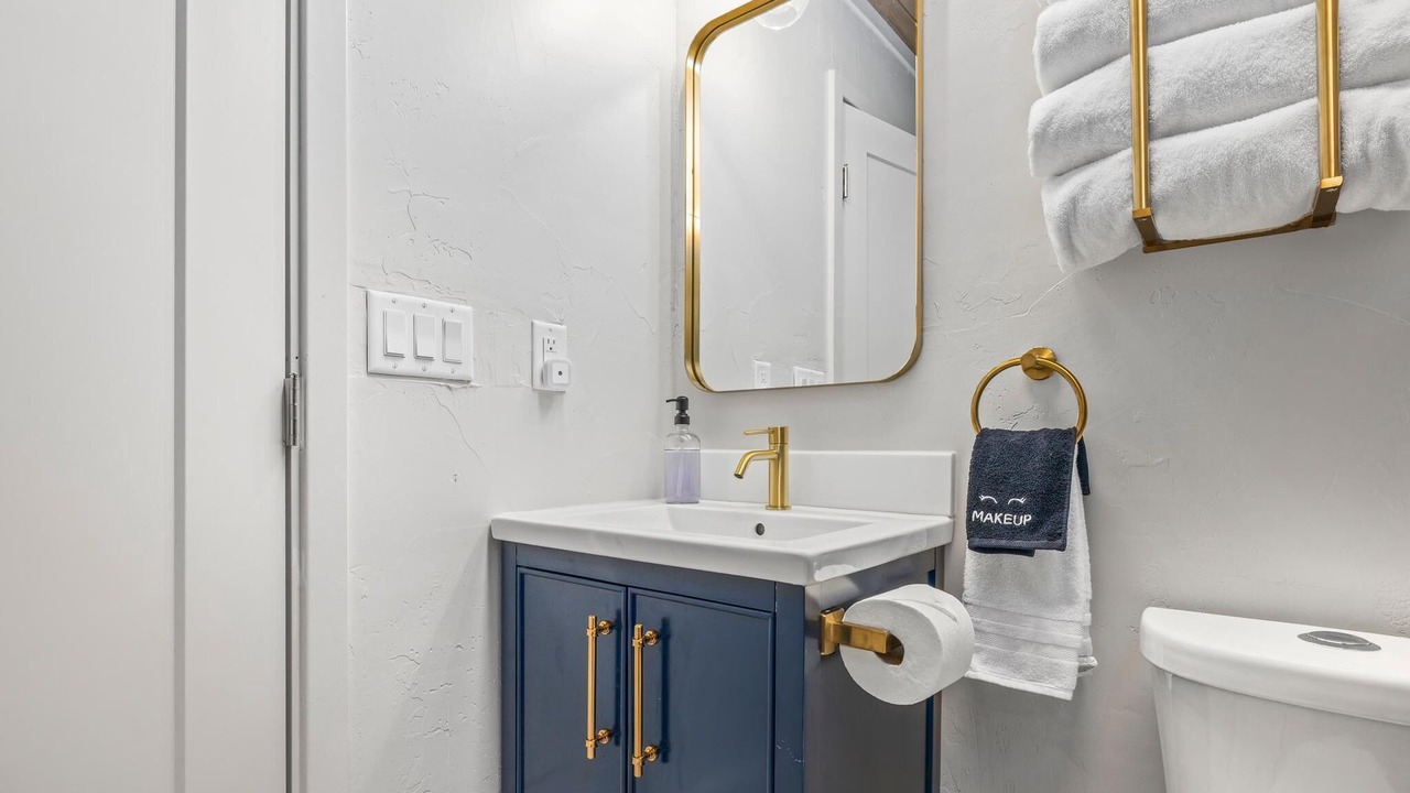 Photo of Bathroom in Cold Springs