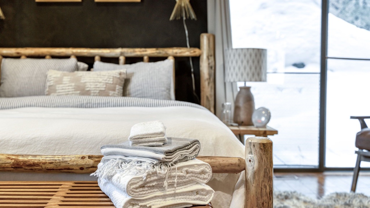Photo of Bedroom in Tahoe Village