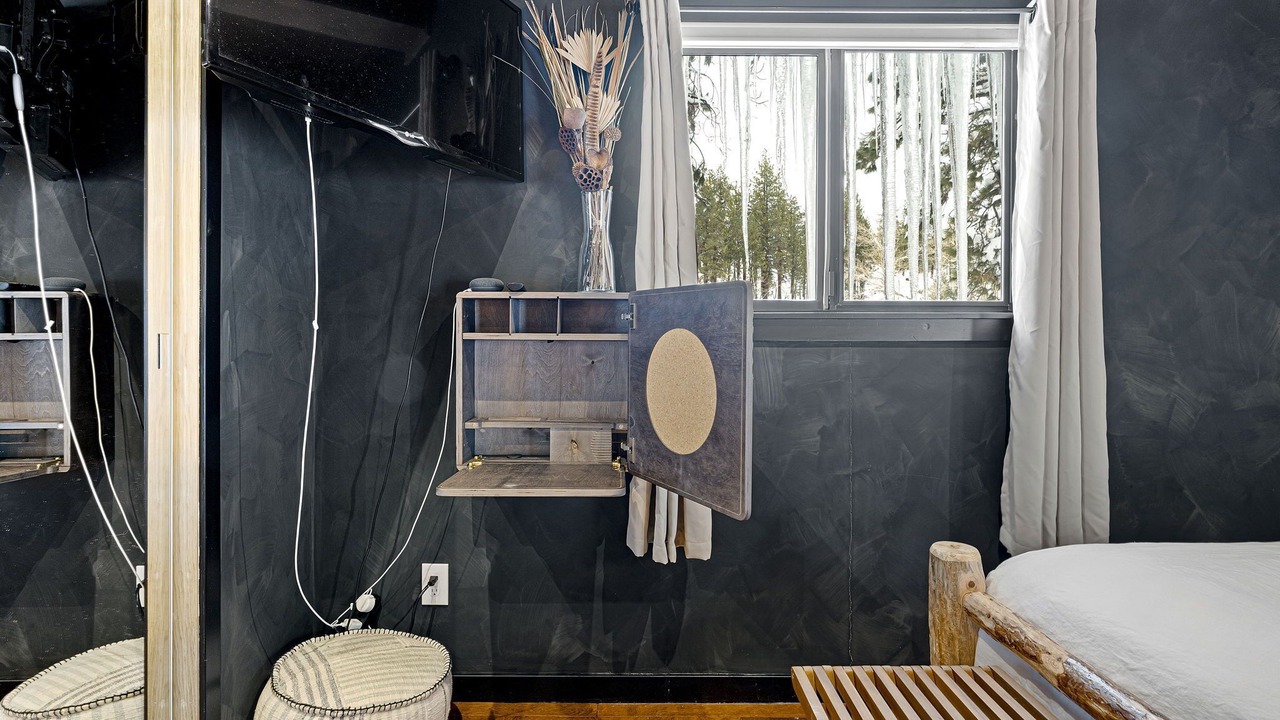 Photo of Bedroom in Tahoe Village