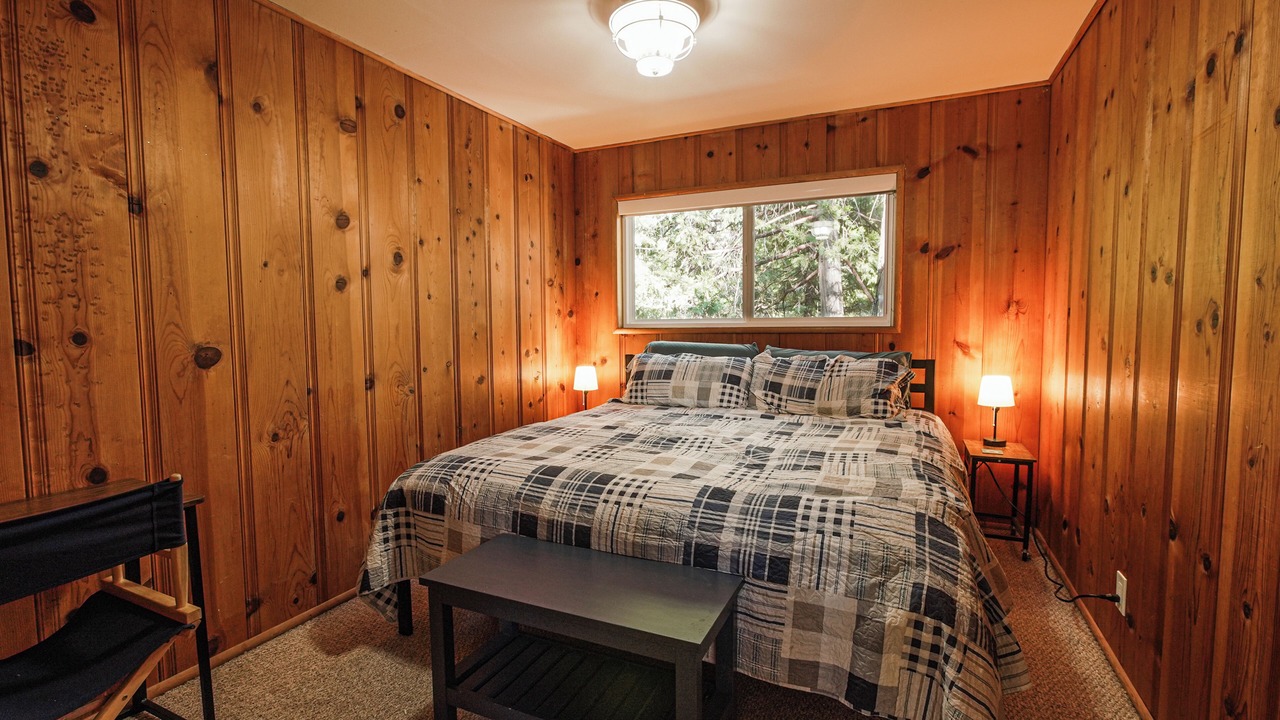 Photo of Bedroom in Twain Harte