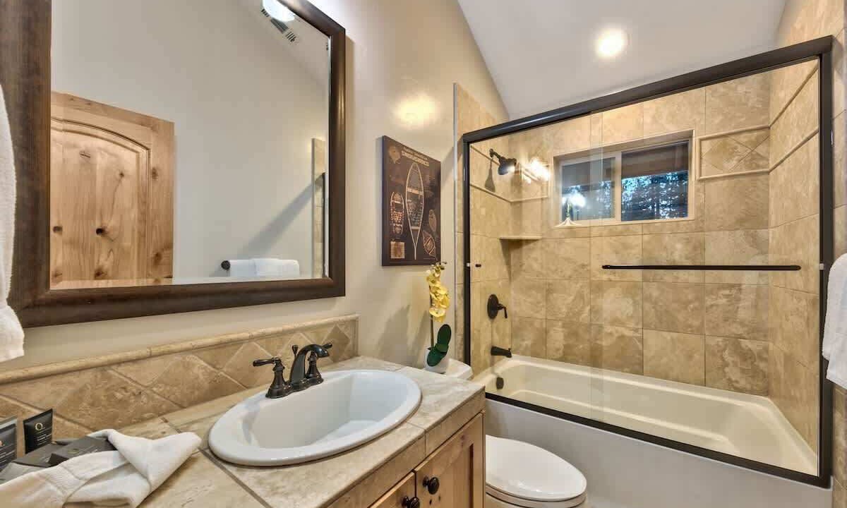 Photo of Bathroom in Pioneer Trail