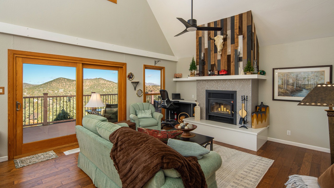 Photo of Livingroom in Reno