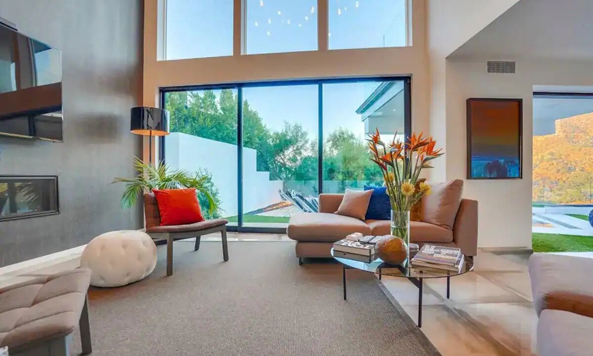 Photo of Livingroom in Los Angeles