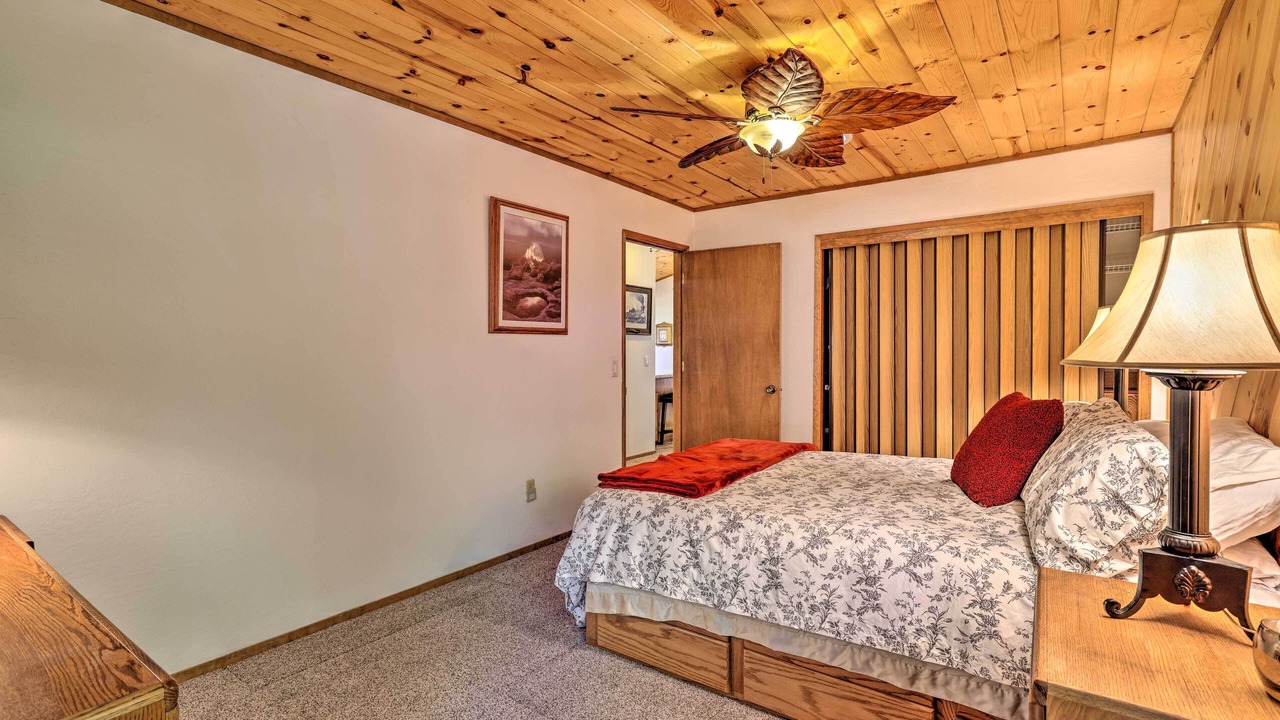 Photo of Bedroom in Twain Harte