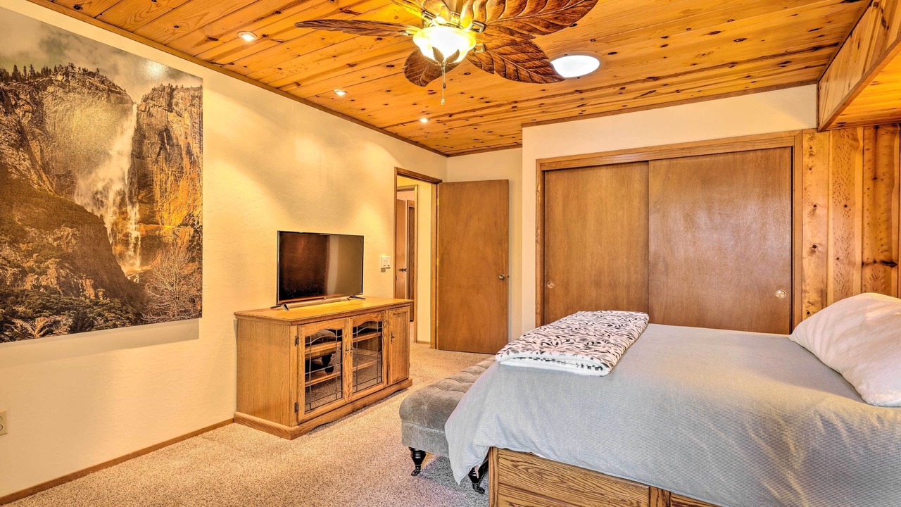 Photo of Bedroom in Twain Harte