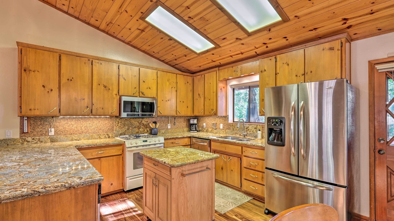 Photo of Kitchen in Twain Harte