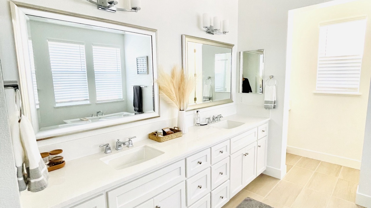 Photo of Bathroom in Marina