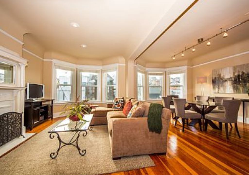 Photo of Livingroom in Cow Hollow
