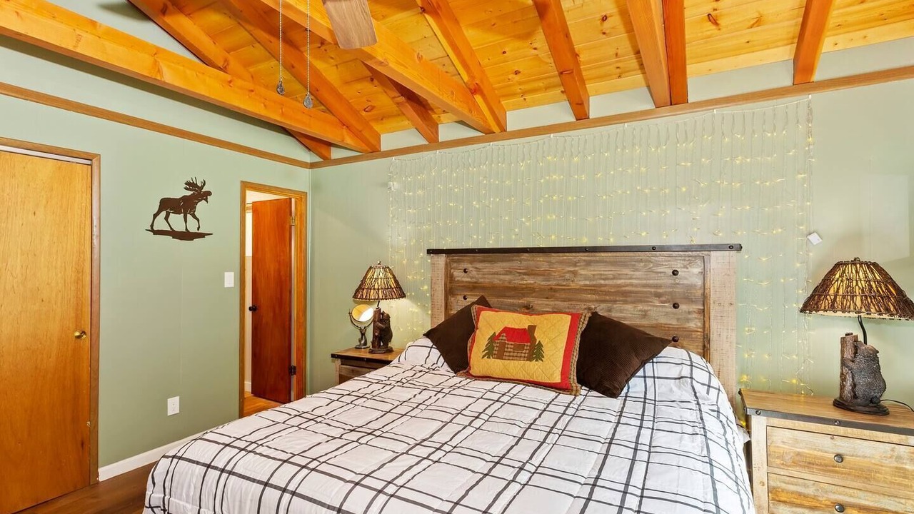 Photo of Bedroom in Big Bear