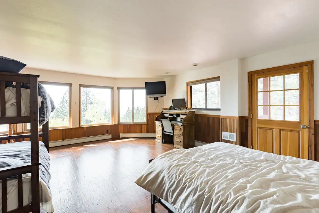 Photo of Bedroom in Tahoe Village