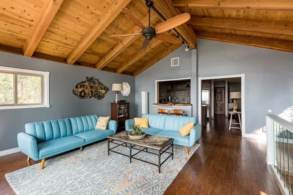 Photo of Livingroom in Tahoe Village