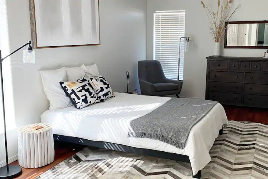 Photo of Bedroom in Lone Pine