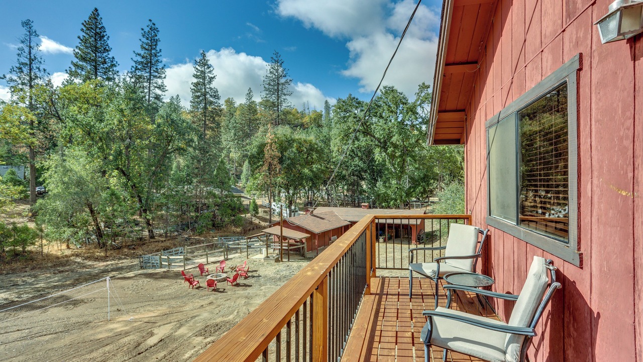 Photo of Patio Balcony in North Fork