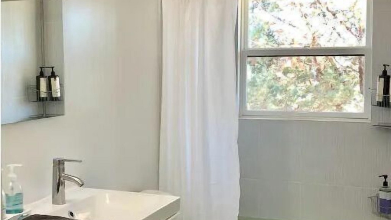 Photo of Bathroom in Lone Pine