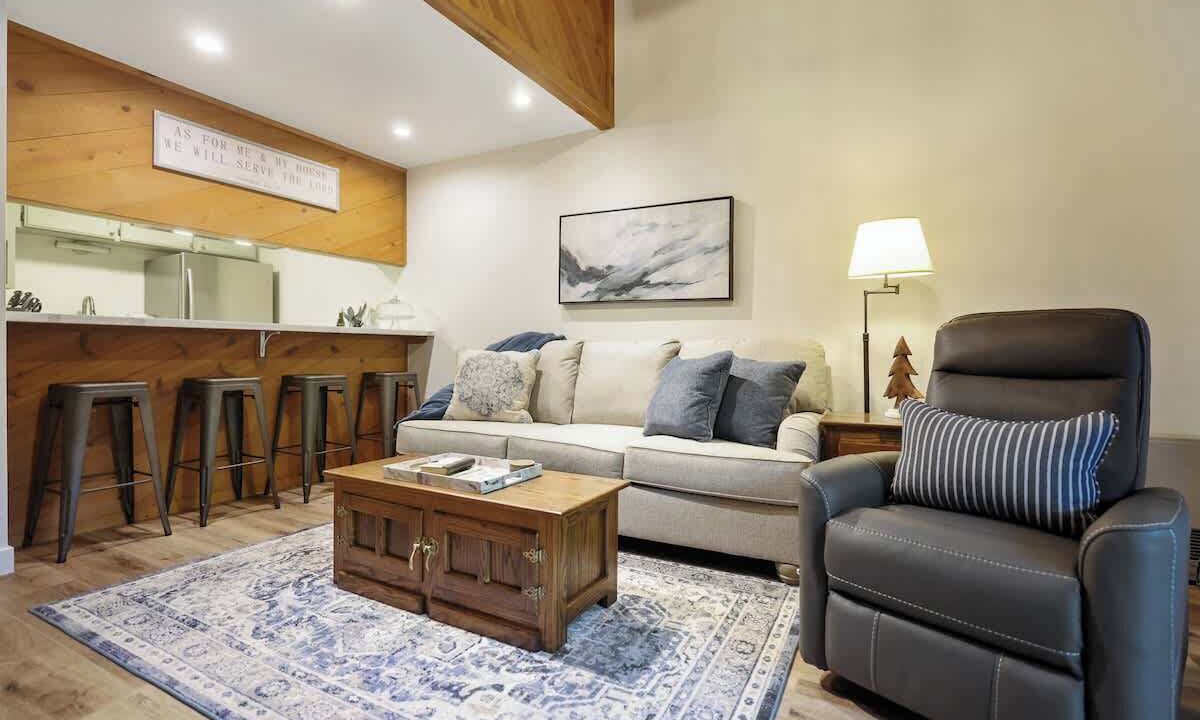 Photo of Bedroom in Shaver Lake