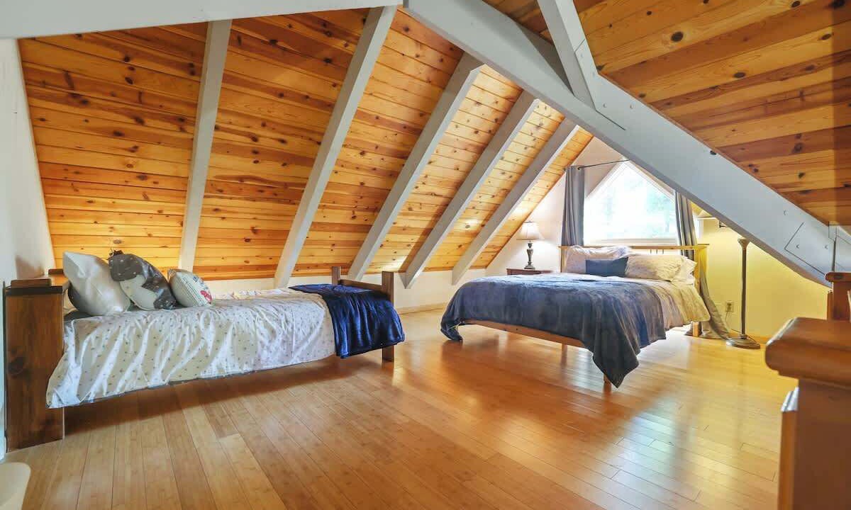 Photo of Bedroom in Sierra Cedars