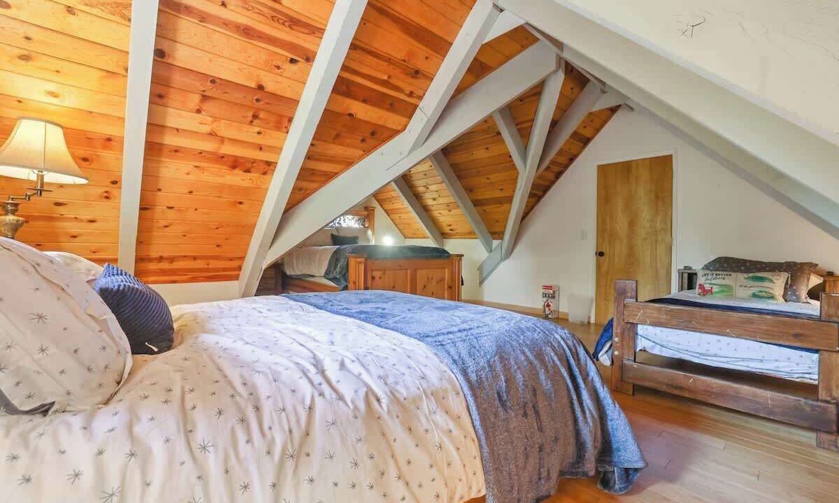 Photo of Bedroom in Sierra Cedars