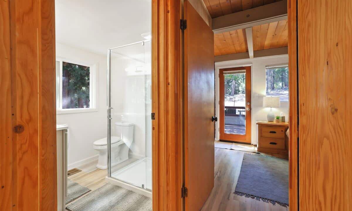 Photo of Bathroom in Sierra Cedars