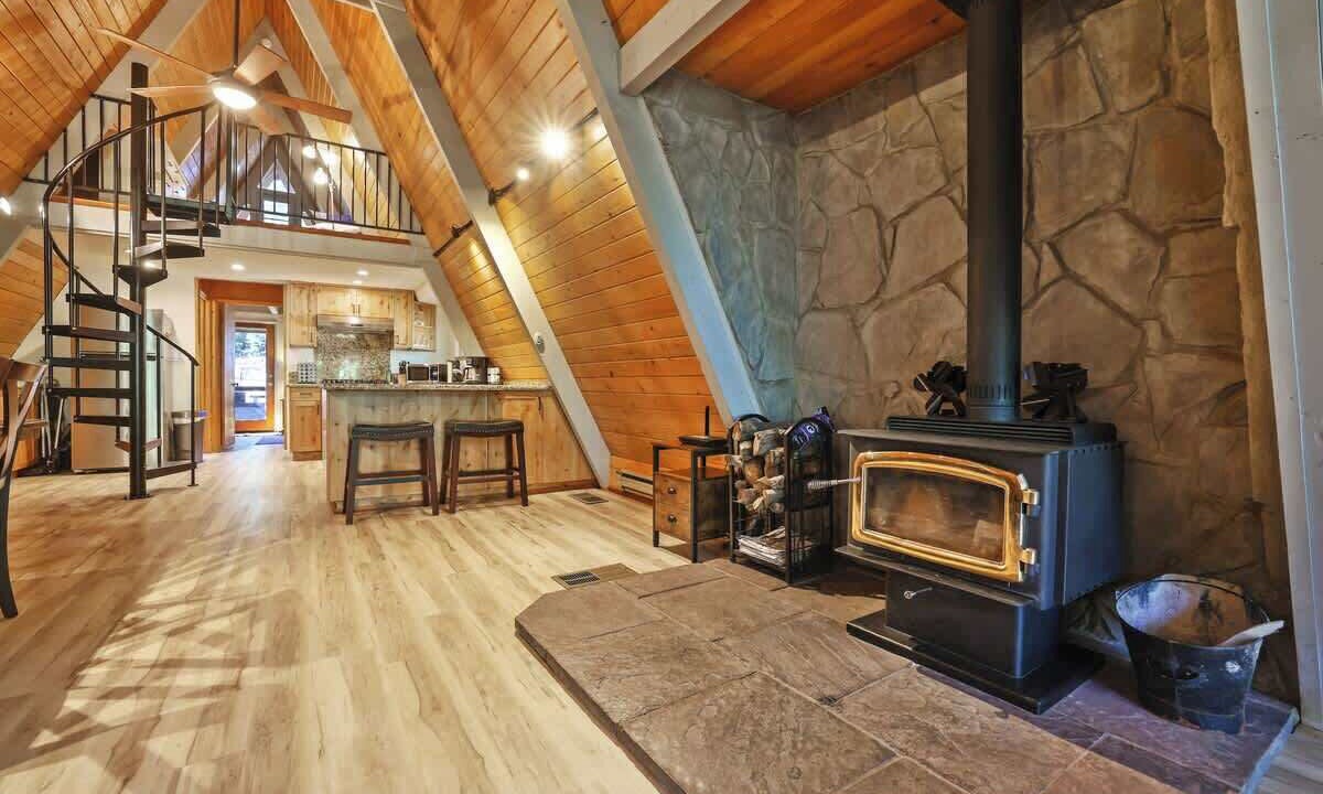 Photo of Livingroom in Sierra Cedars