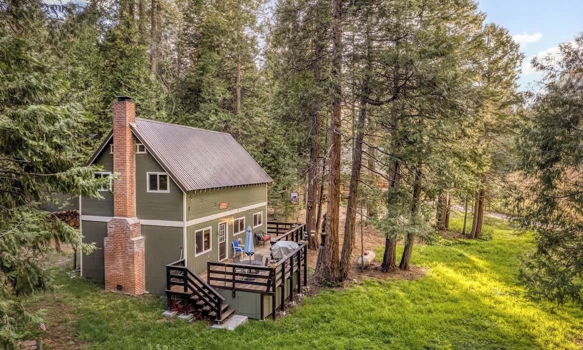 Photo of Others in Sierra Cedars