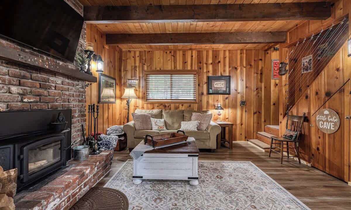 Photo of Livingroom in Sierra Cedars