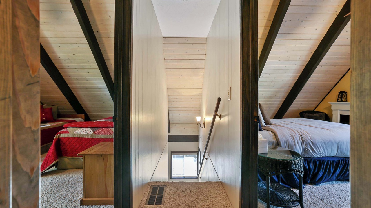 Photo of Bedroom in Sierra Cedars