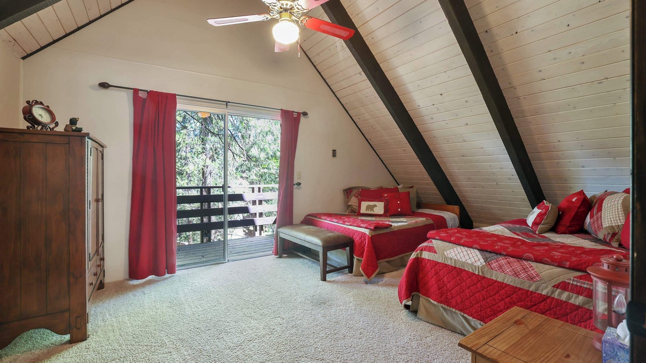 Photo of Bedroom in Sierra Cedars