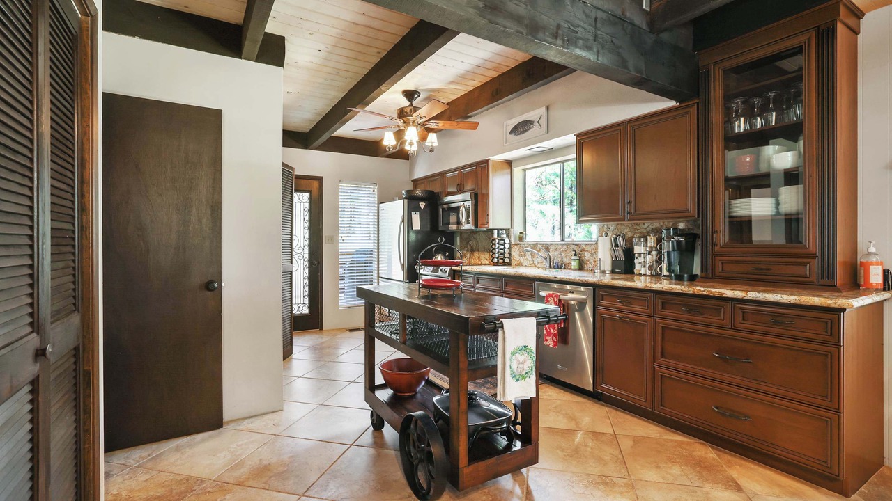 Photo of Kitchen in Sierra Cedars