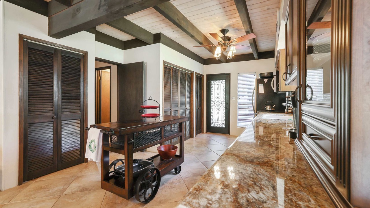 Photo of Kitchen in Sierra Cedars