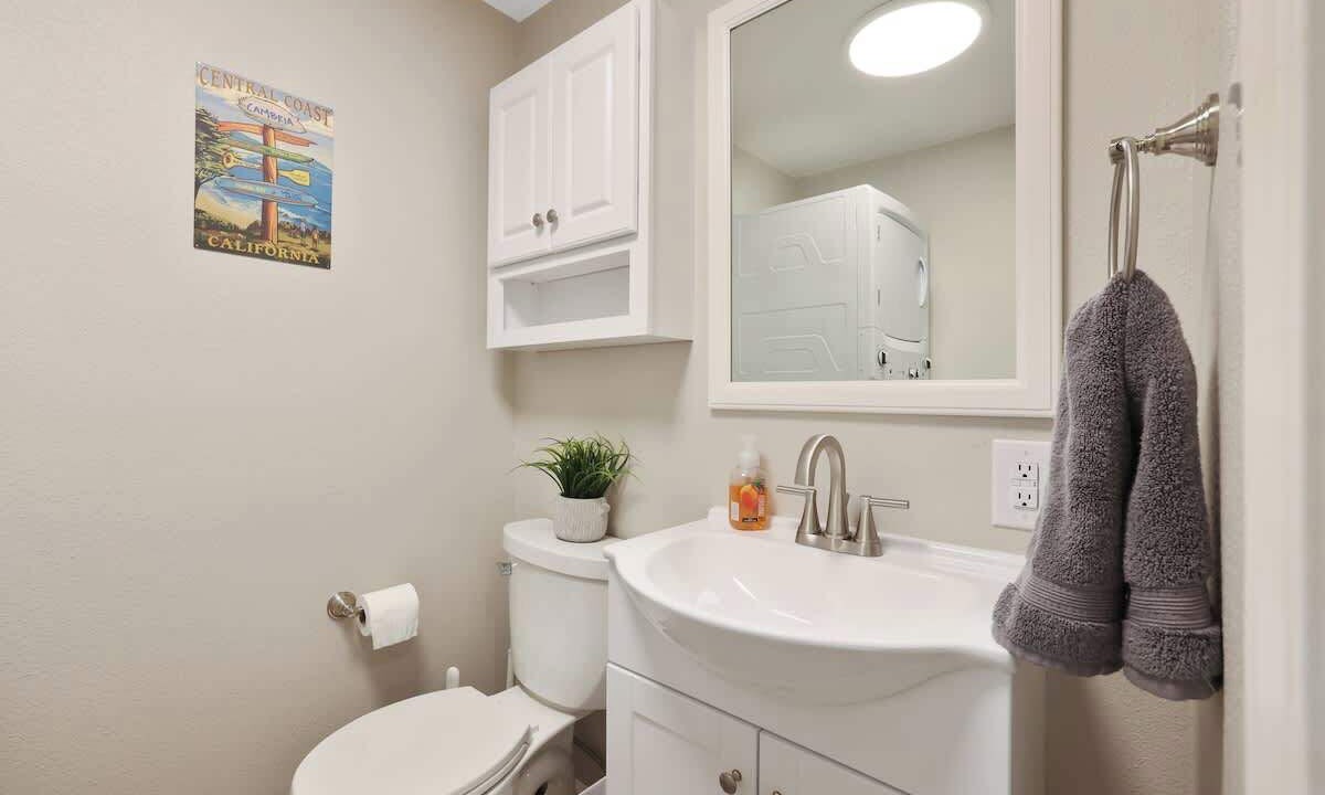 Photo of Bathroom in Park Hill